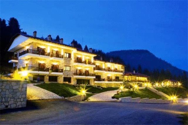 Ξενοδοχείο Μαγκιωση Neraïdochóri Exterior foto