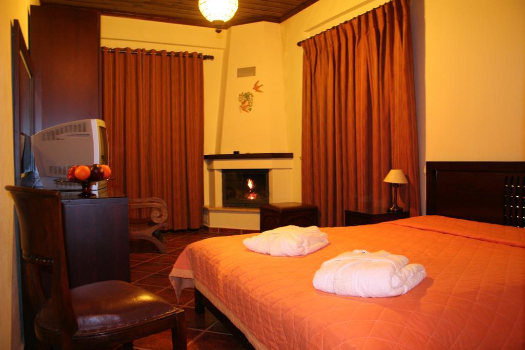 Ξενοδοχείο Μαγκιωση Neraïdochóri Zimmer foto