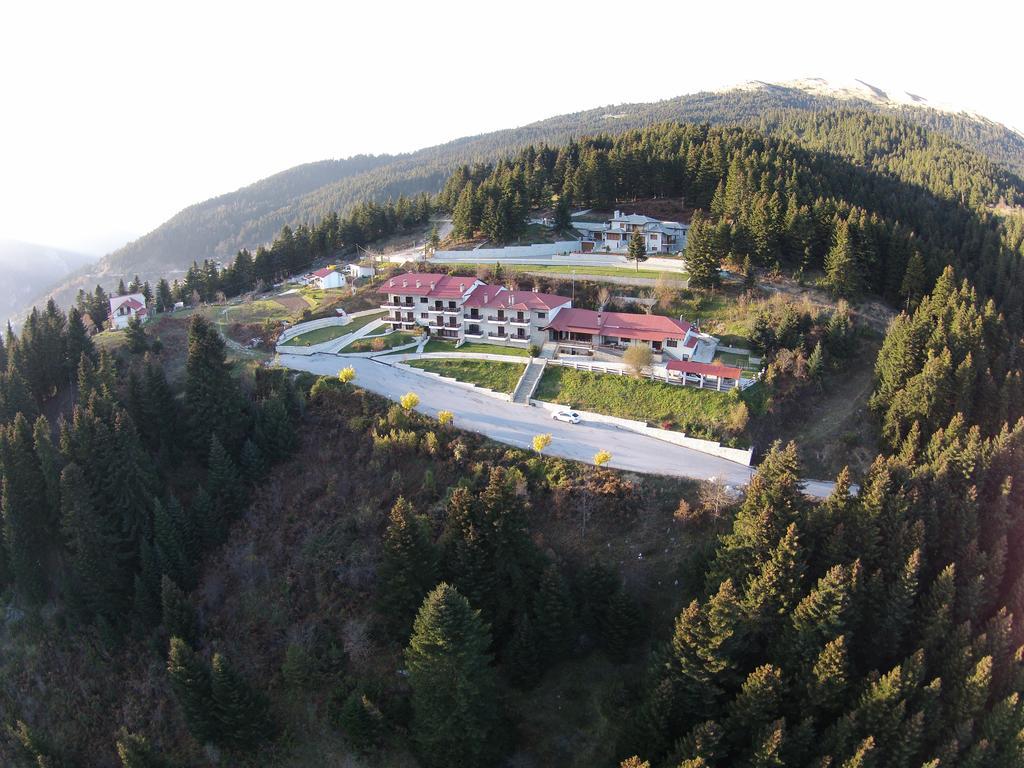Ξενοδοχείο Μαγκιωση Neraïdochóri Exterior foto